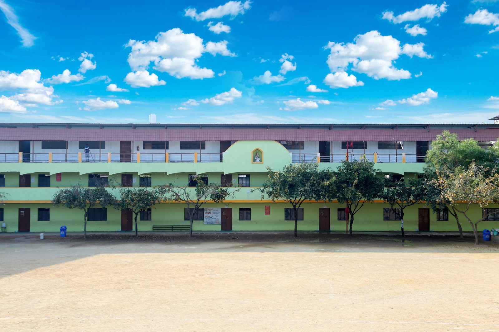 Sri Vasavi Public School campus building